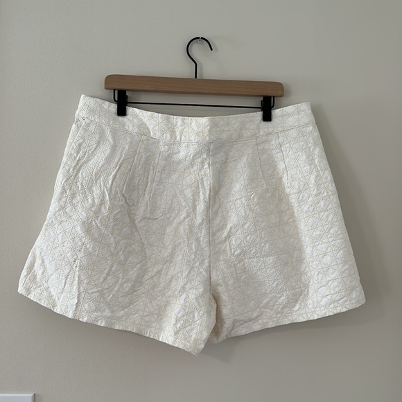 DRESS SHORTS! - Picture 4 of 5